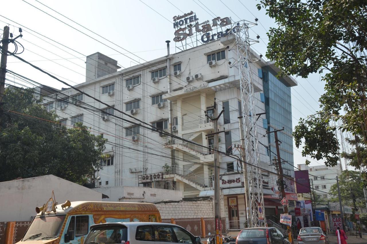 Hotel Sitara Grand Haiderabad Buitenkant foto
