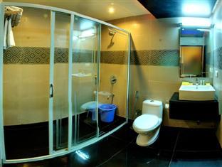 Hotel Sitara Grand Haiderabad Buitenkant foto